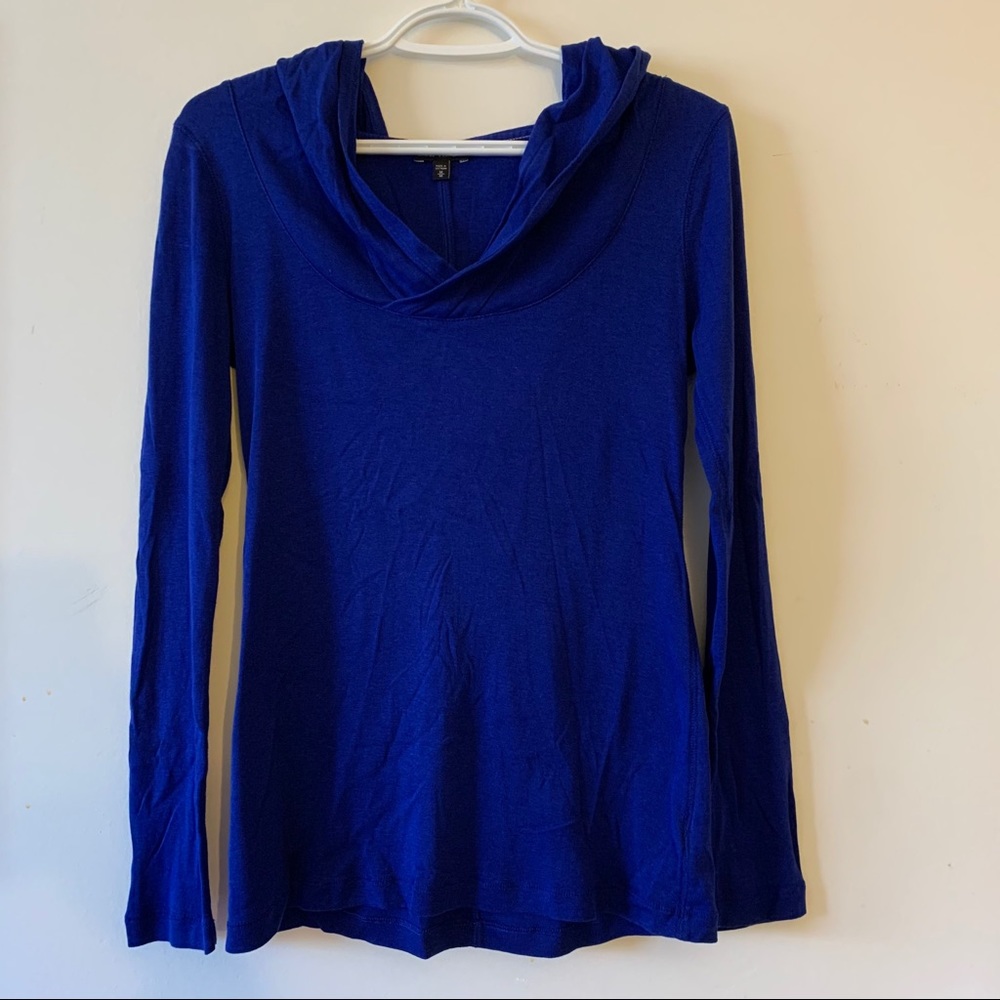 💙 Blue Long Sleeve Top w/ Hood